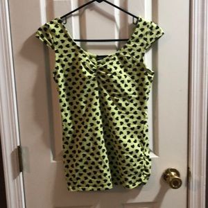 ✨4 for $25 ✨ Wet Seal shirt w Hearts